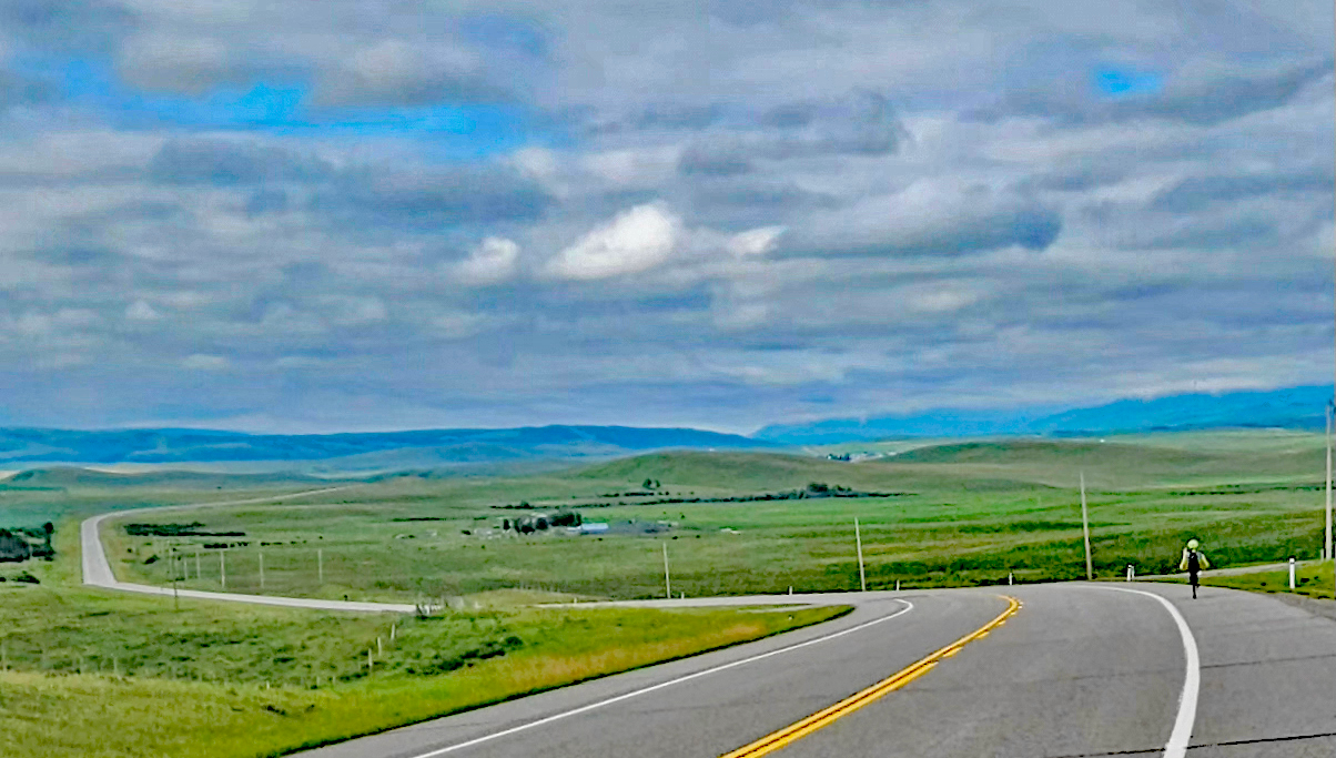 A Hundred-mile Jaunt over the Prairies of Southern Alberta