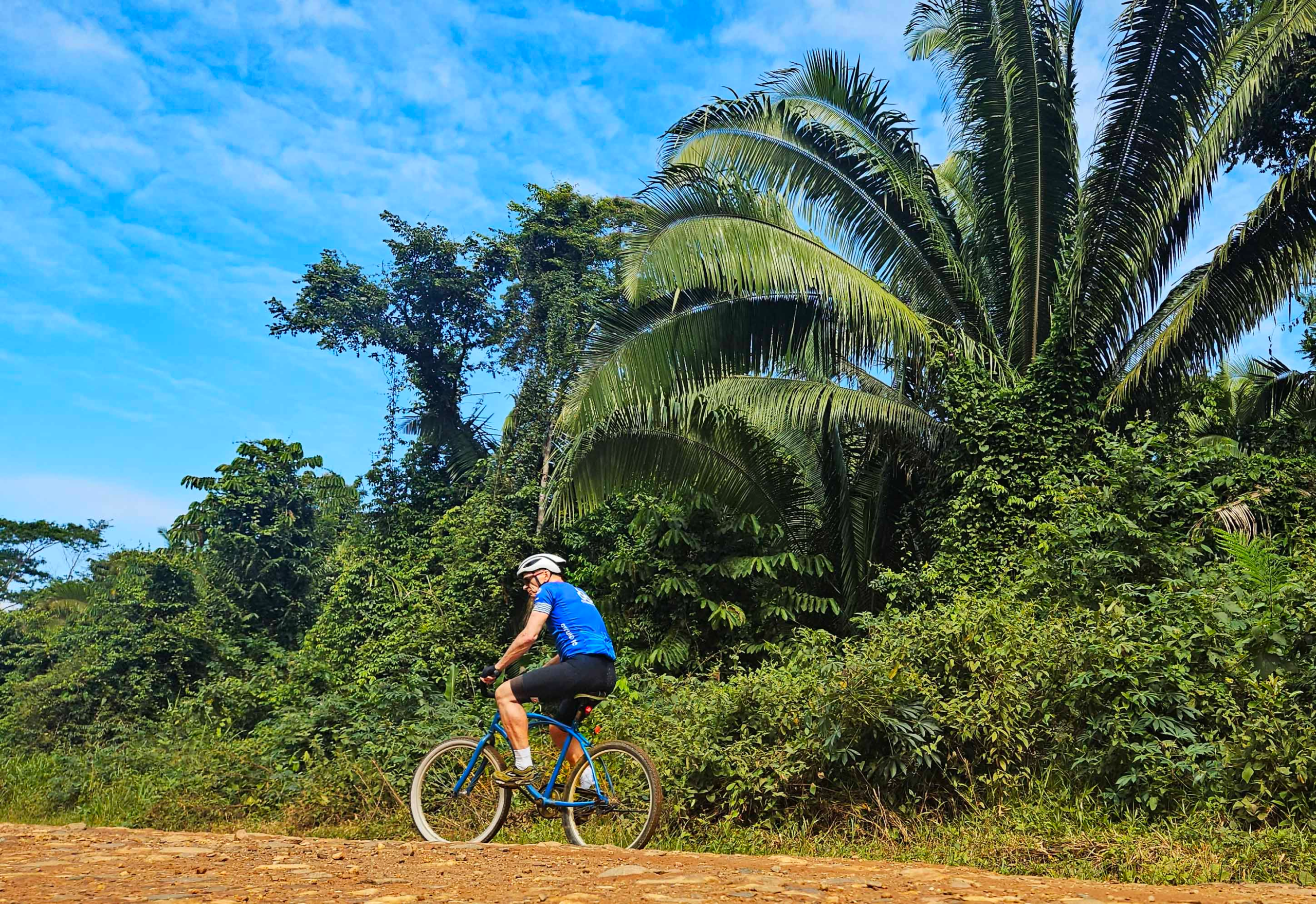 A Humble Hotel Bike in Belize